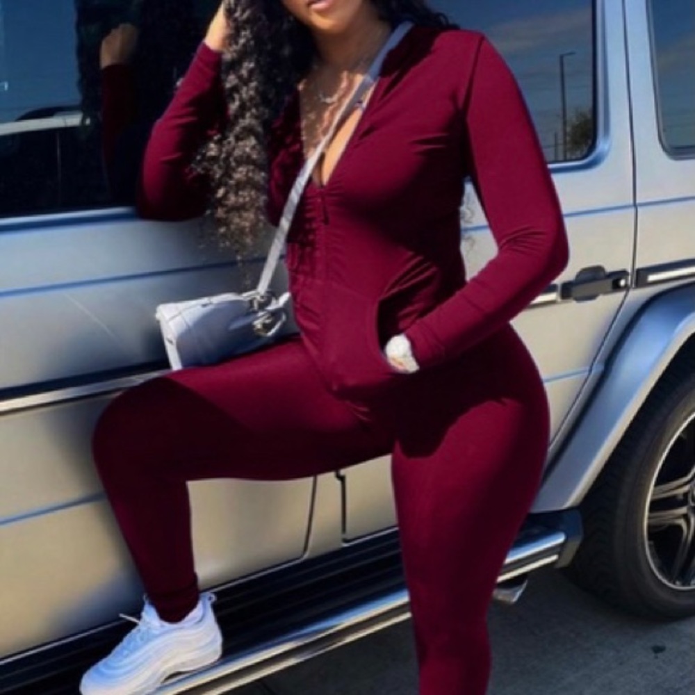 Wine Jogger outfit